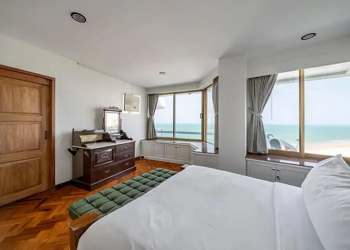 4Br Seaview 360 Penthouse 11F